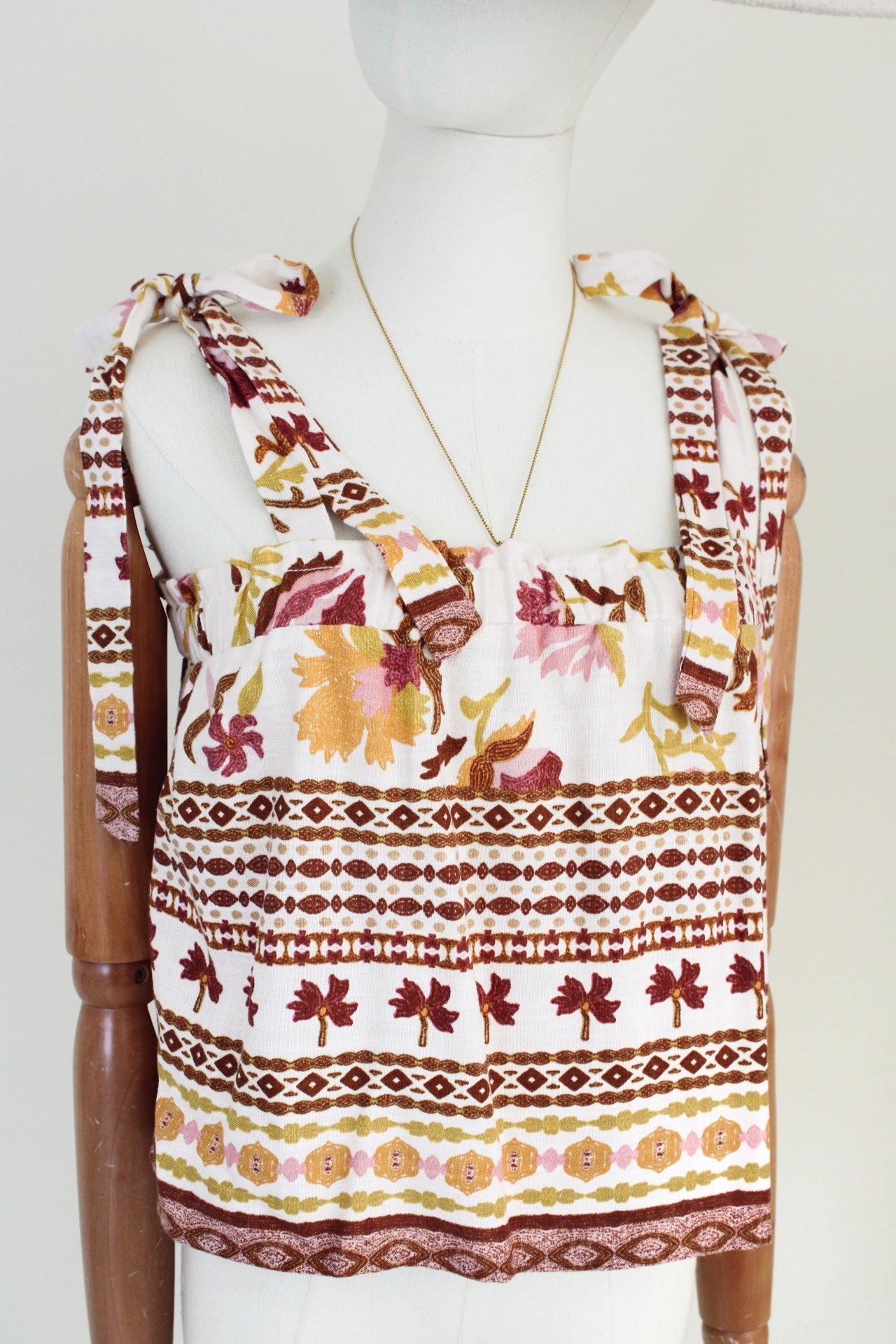 Crop top de lino nuevo | Talla XS