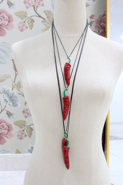 Collar con dije de chile 🌶️ nuevo