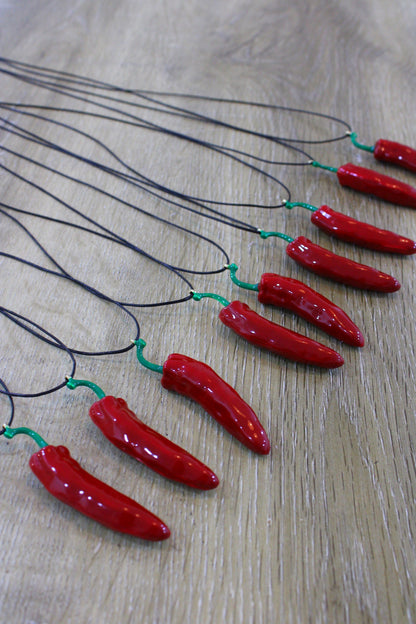 Collar con dije de chile 🌶️ nuevo
