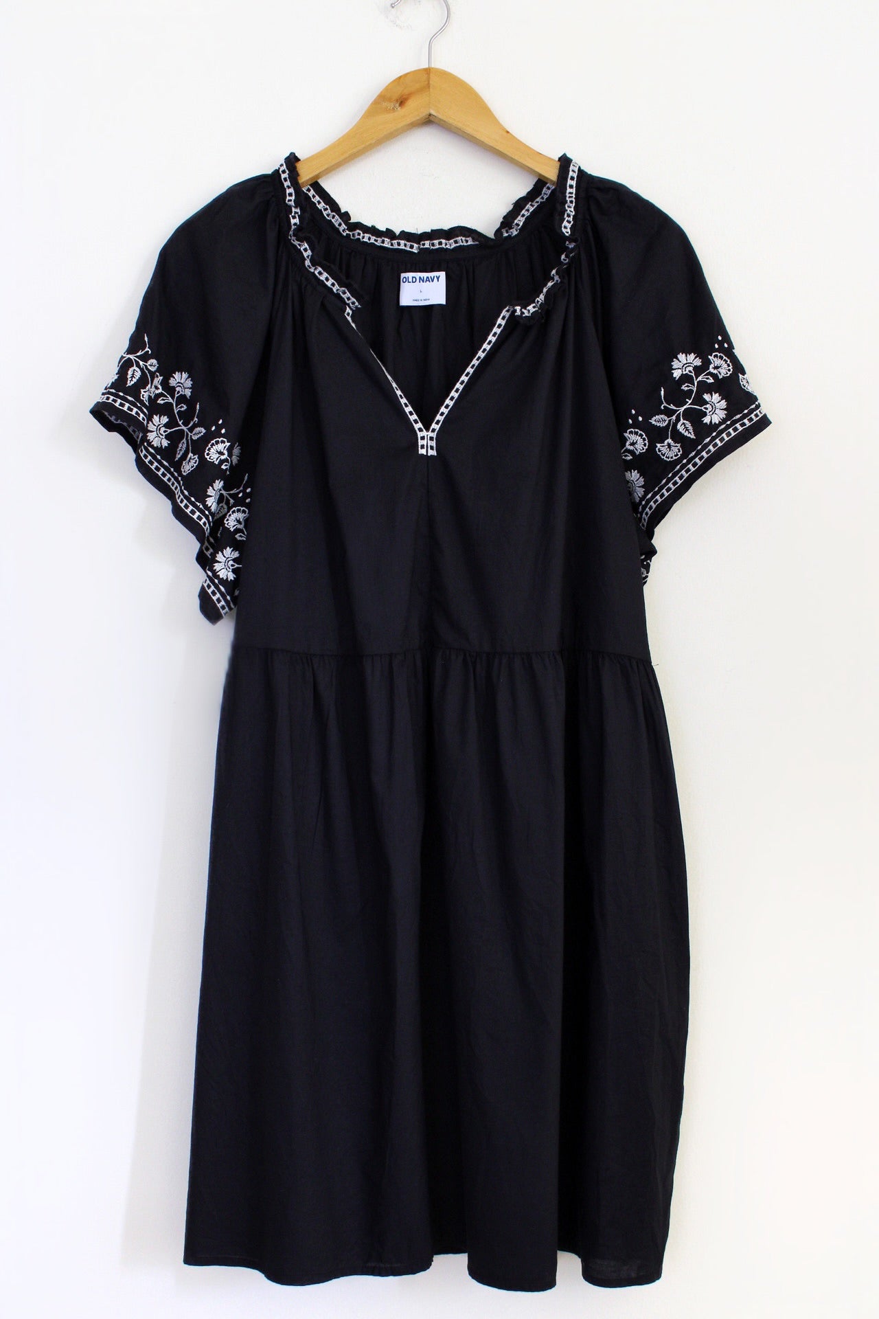 Vestido nuevo bordado | Talla L