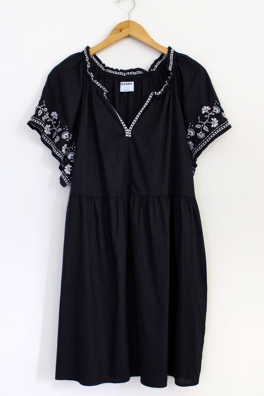 Vestido nuevo bordado | Talla L
