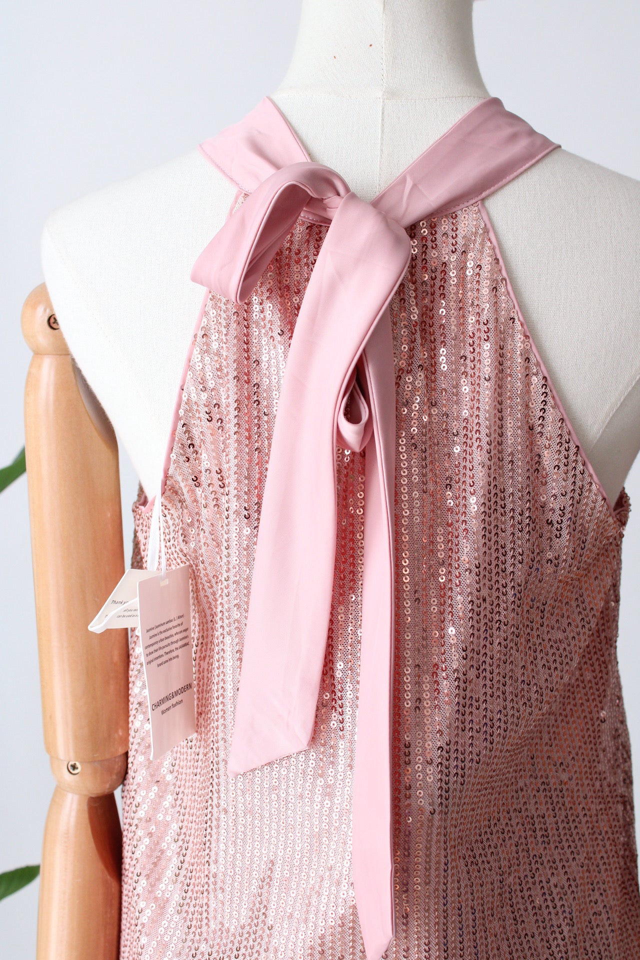 Top rosita con lentejuelas y seda, nuevo | Talla S