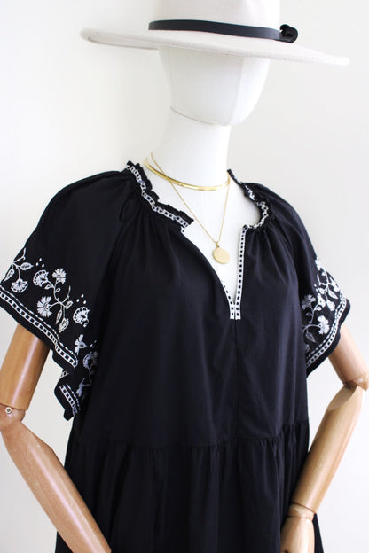 Vestido nuevo bordado | Talla L
